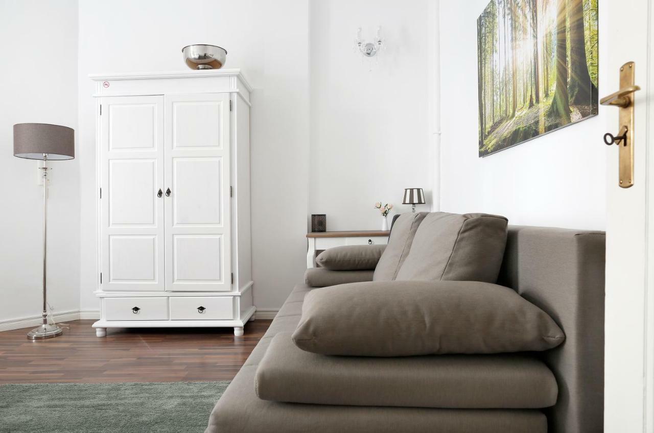 Droy By Rockchair Apartments L Superhost Status L 2 Bedroom Boxspringbeds Next To Center "Kurfuerstendamm" - Cozy Family & Business Flair Welcomes You! Берлін Екстер'єр фото