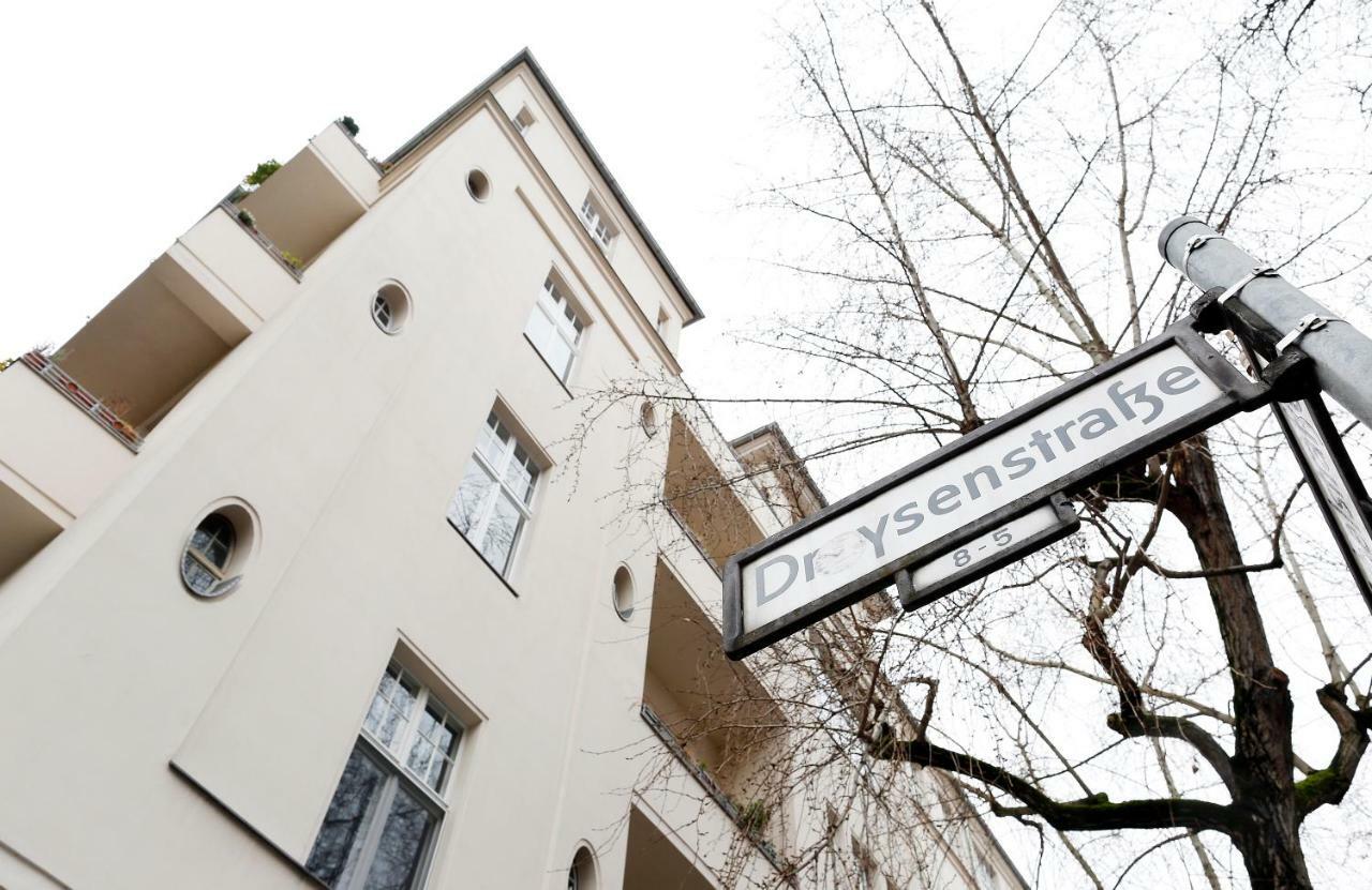 Droy By Rockchair Apartments L Superhost Status L 2 Bedroom Boxspringbeds Next To Center "Kurfuerstendamm" - Cozy Family & Business Flair Welcomes You! Берлін Екстер'єр фото